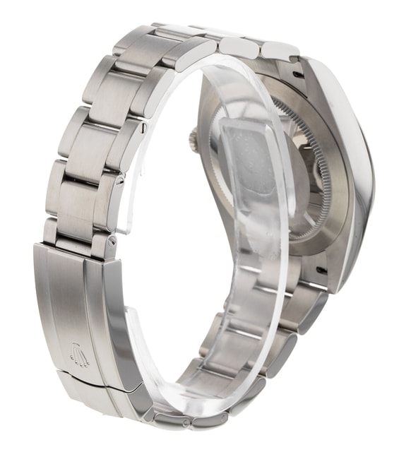 Rolex Oyster Perpetual 124300 Image 3